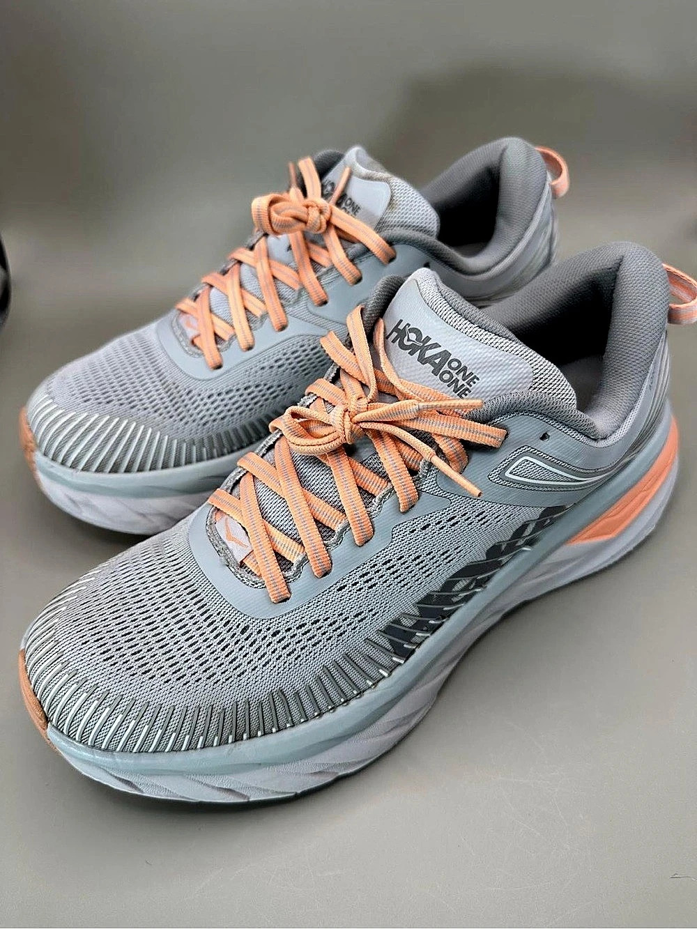 Hoka One One Bondi 7 Woman’s Harbor Mist Shark Orange Running Shoes. Size 10.5.